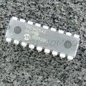 PIC16C54C-04/P Microcontroleur 8 bits DIP-18 Microchip RoHS