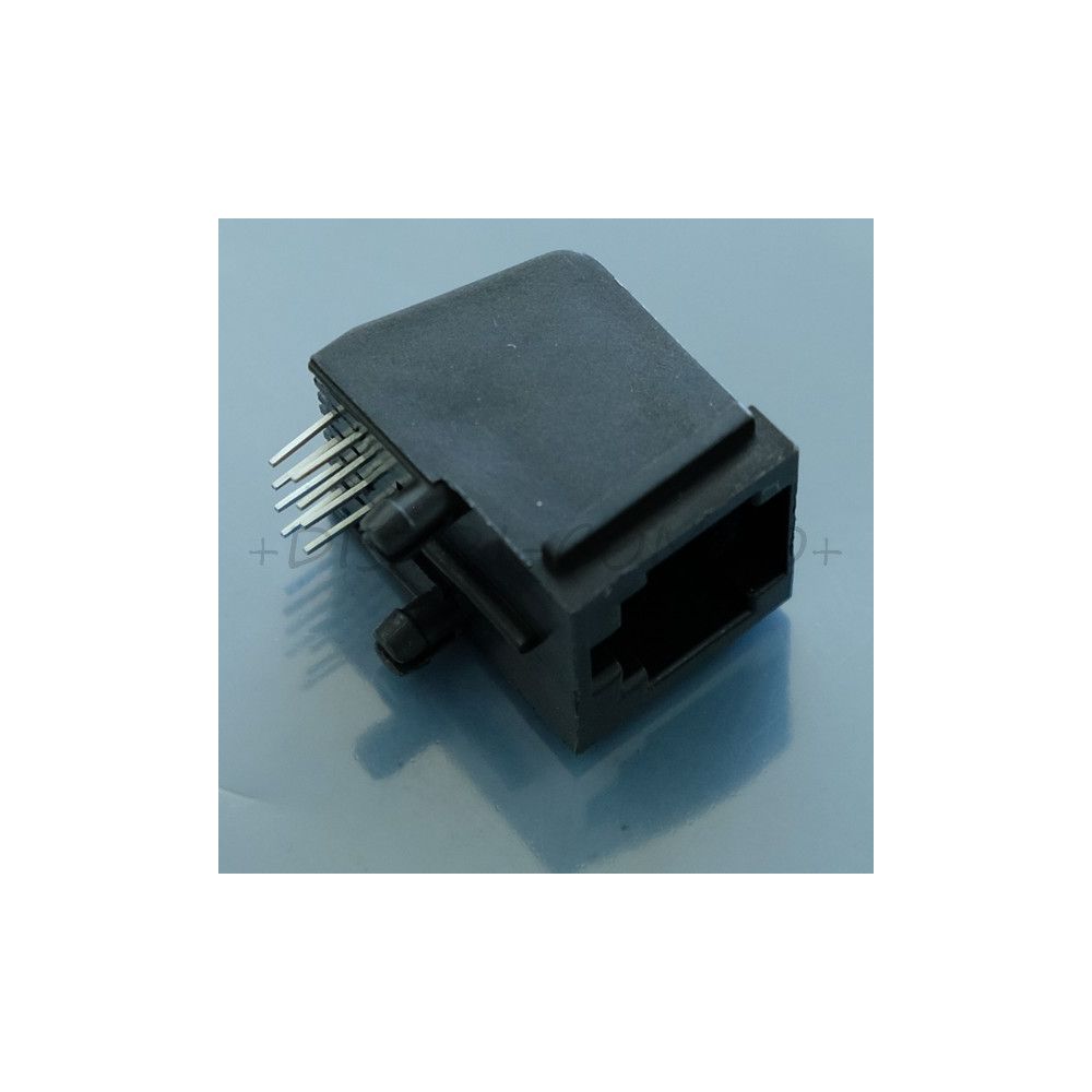 Connecteur modular RJ45 8/8 plastique pour C.I.