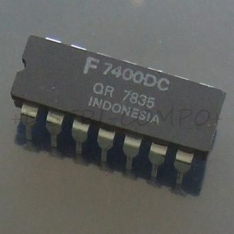 7400DC Quad 2-Input NAND Gate DIP-14 Fairchild